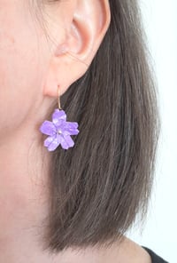 Image 5 of Boucles d'oreille SAKURA Mauve ou Violet, petite fleur