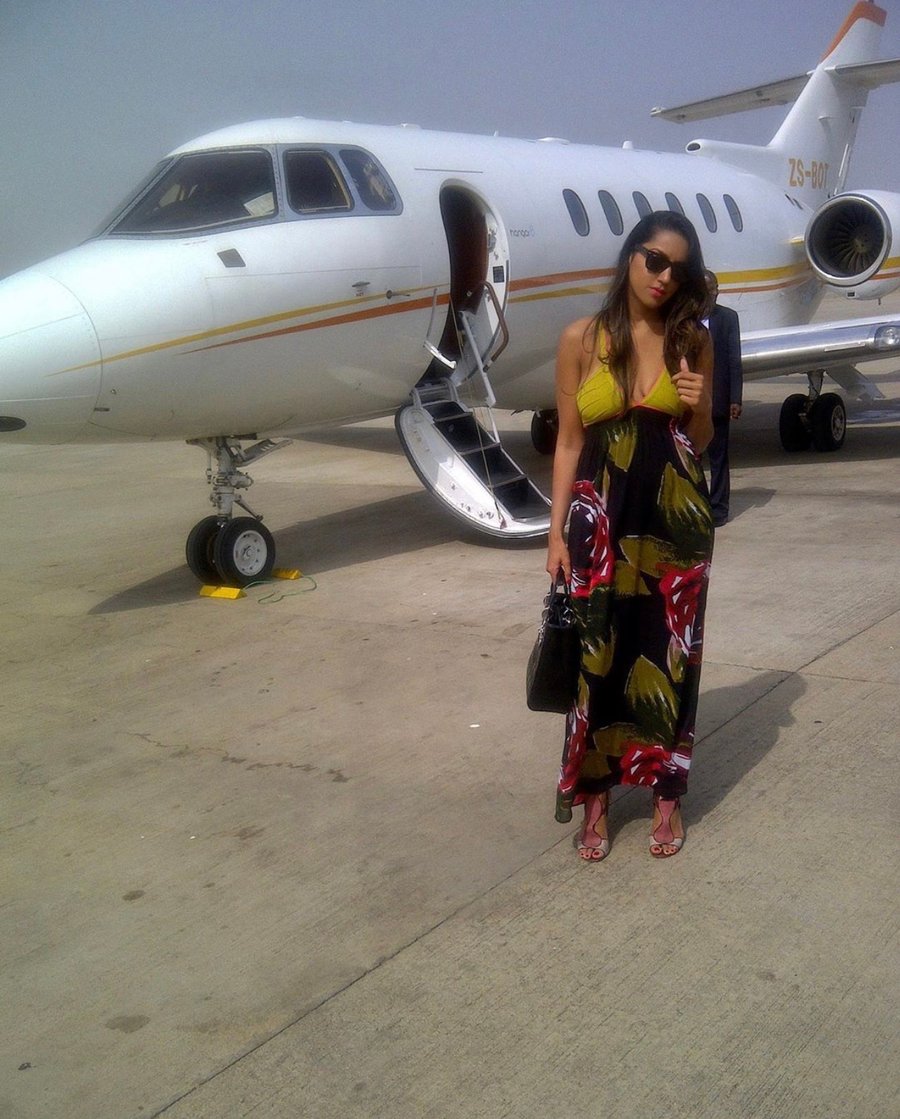 Image of BOLD PRINT FLORAL MAXI DRESS WITH SOLID TOP (MEDIUM)