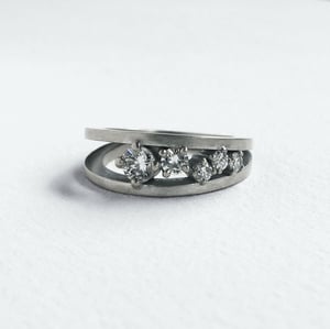 Image of ASYMMETRIC OPEN INFINITY DIAMOND RING — 18K