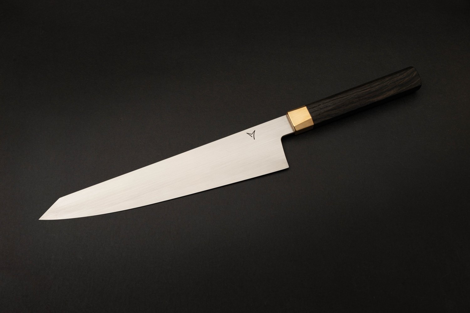 Image of 240x52mm AEB-L K-tip Gyuto 