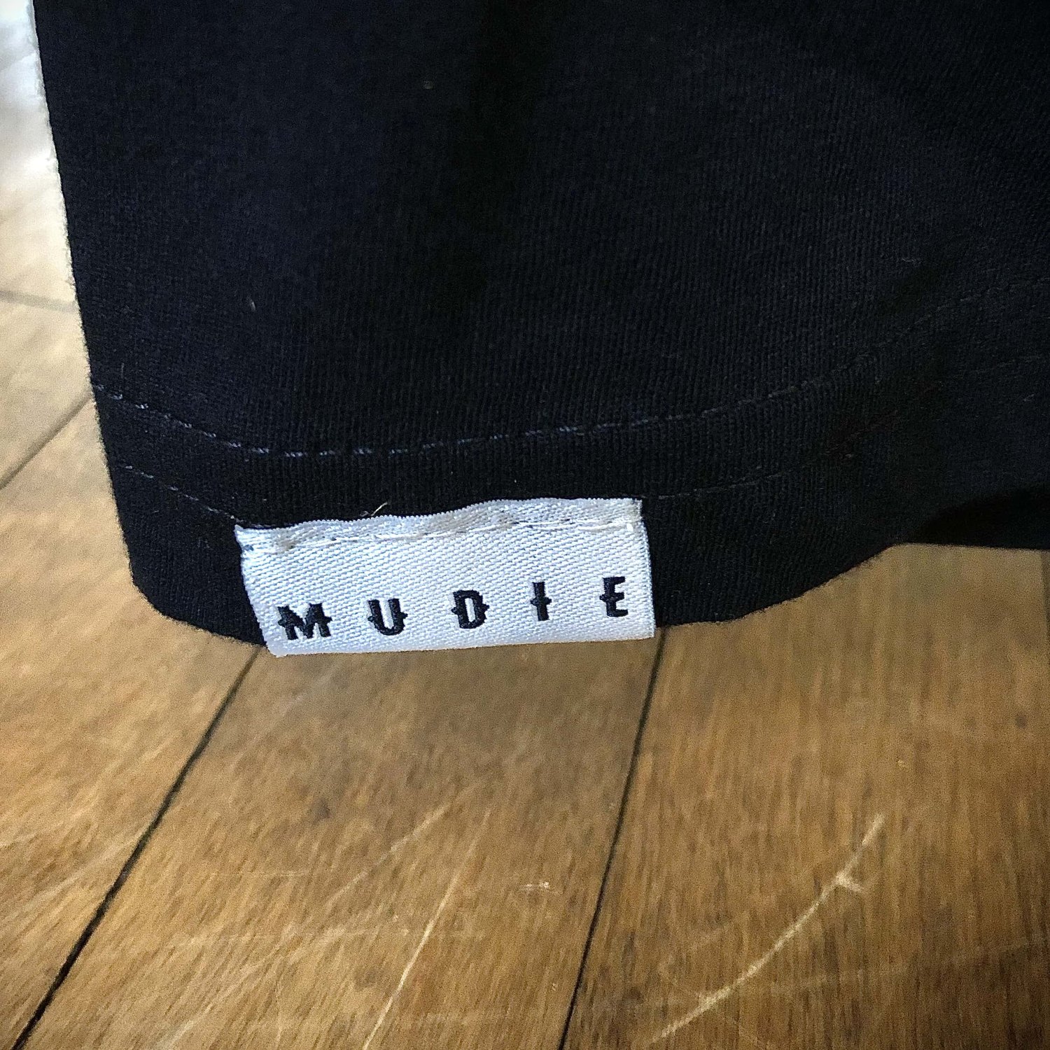 Image of MUDIE - Distortion T-SHIRT