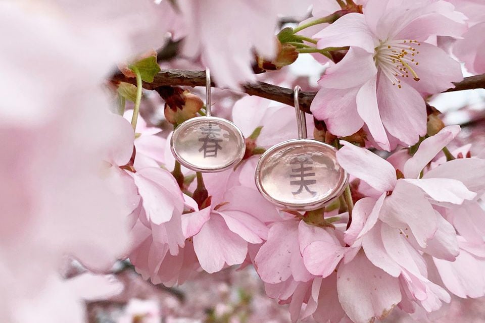 Image of "Spring/ Beauty" silver earrings with rose quartz · 春 美 ·