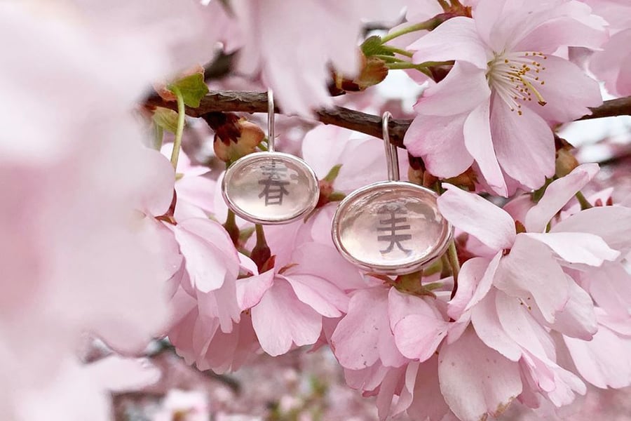 Image of "Spring/ Beauty" silver earrings with rose quartz · 春 美 ·