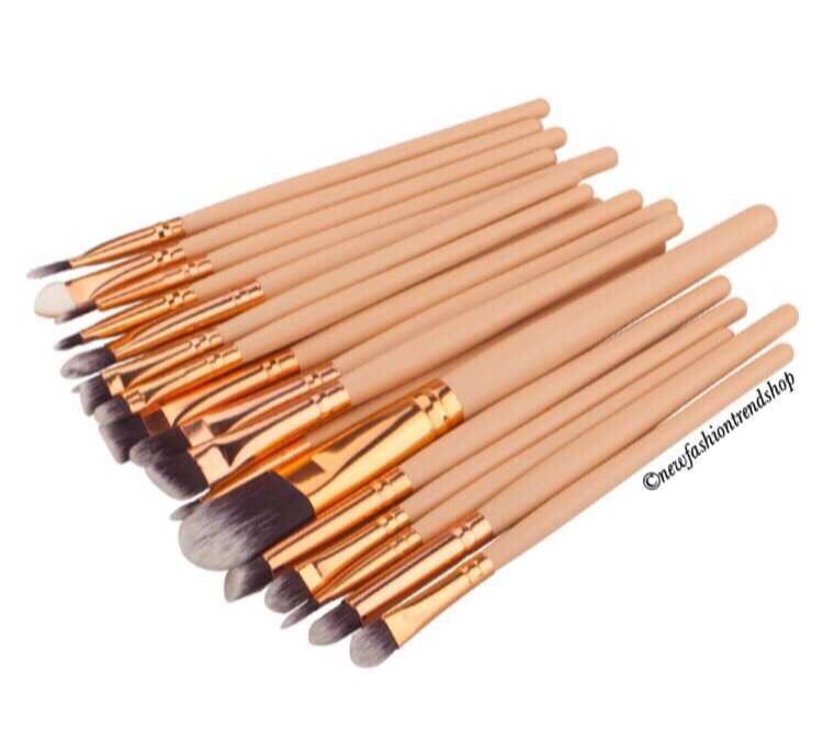 Luxy Pro Essential Gold Brushes 