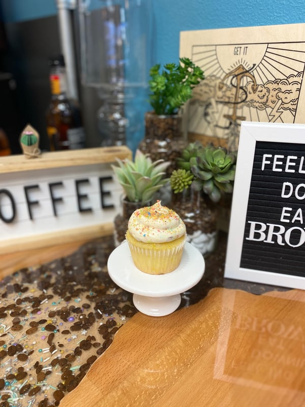 Image of Fruity Pebbles Cupcake