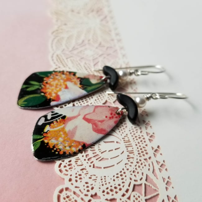 Black Tin Coral Flowers Pottery Shard Earrings