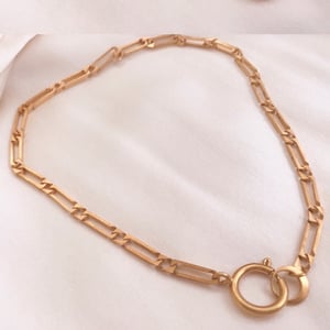 Image of Collar Patty