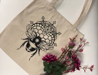 Queen Bee Tote bag