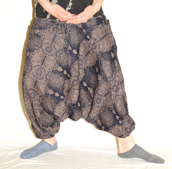 Image of Black Teardrop Deep Crotch Harem Pants