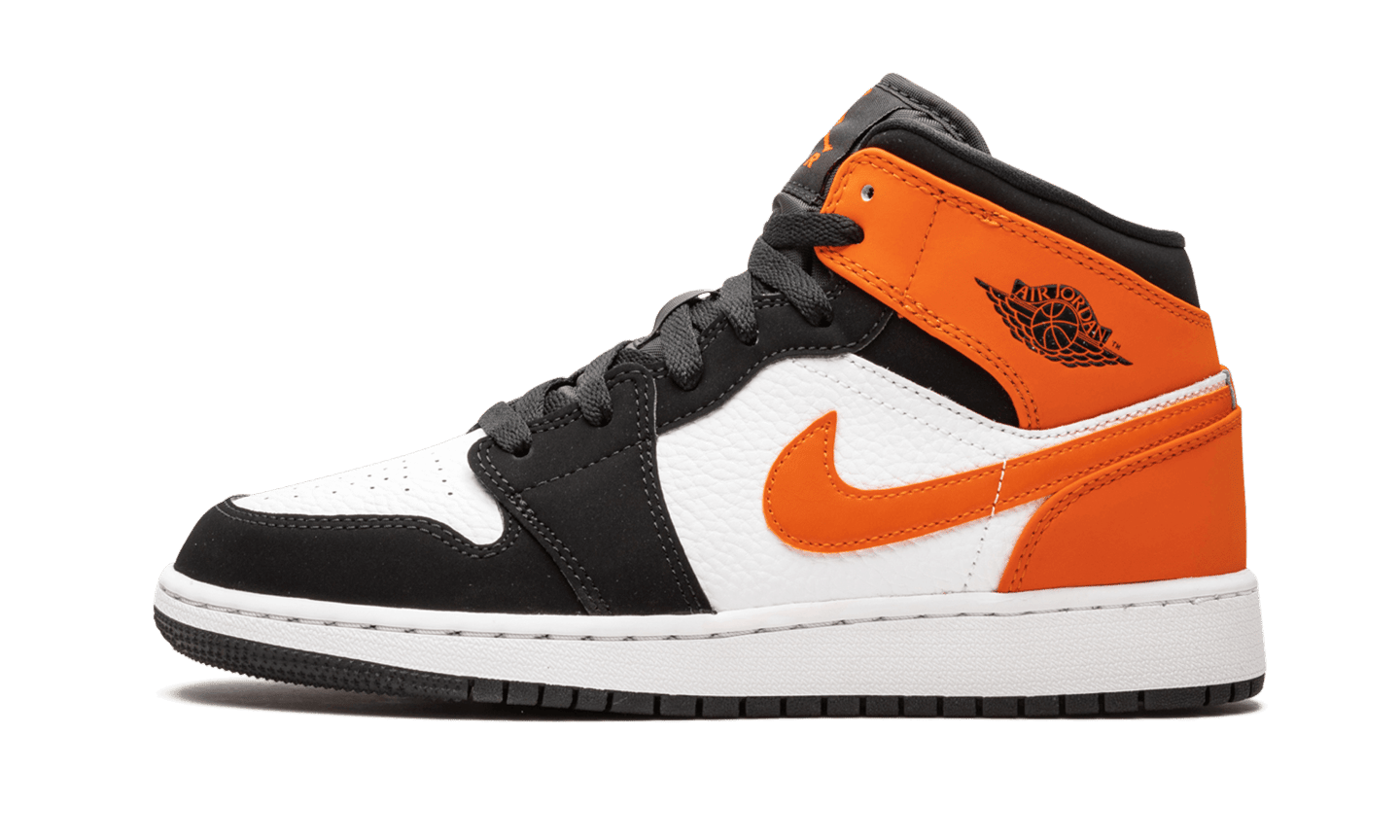 nike shattered backboard