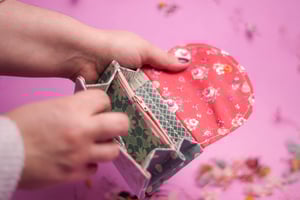 Image of Cartera Pequeña Frida