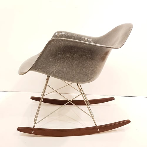 Image of ROCKING CHAIR EAMES