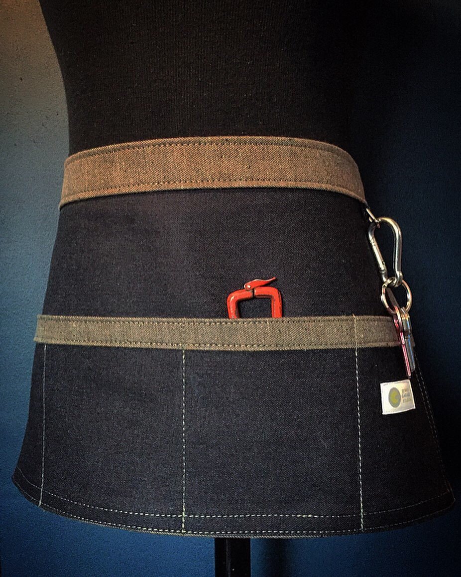 4 pocket Garden Waist Apron | 14 oz Dark Indigo Handmade Denim Waist Apron 