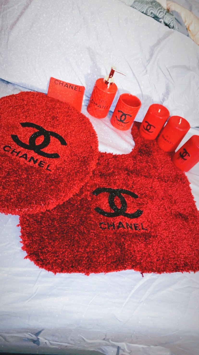 Designer Bathroom Set - Red