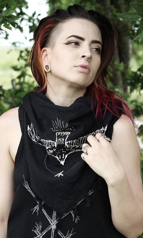 Image of HAWK SCARF