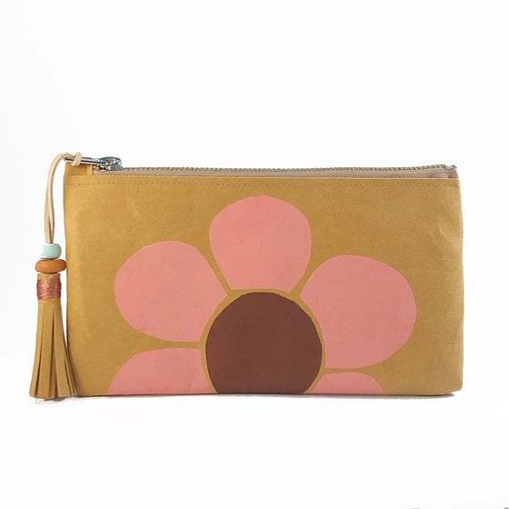Image of Blossom Wallet 2