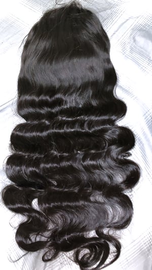 Image of Body Wave Frontal Wig