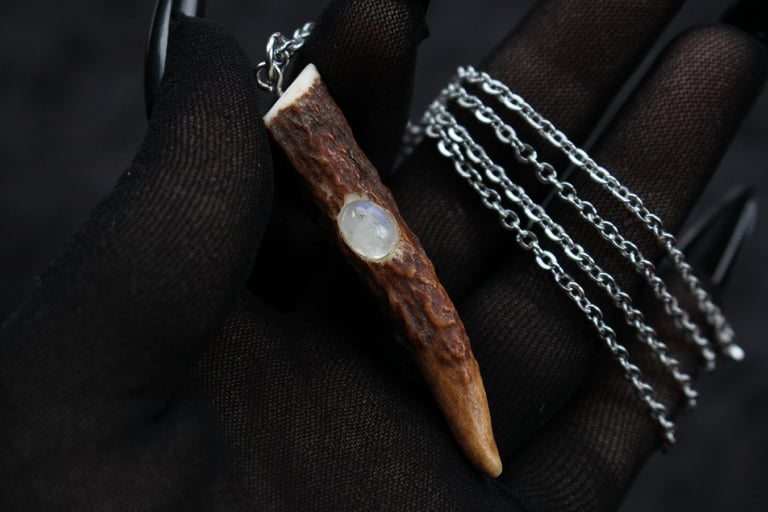 dead good antler and moonstone pendant on long chain Image 9