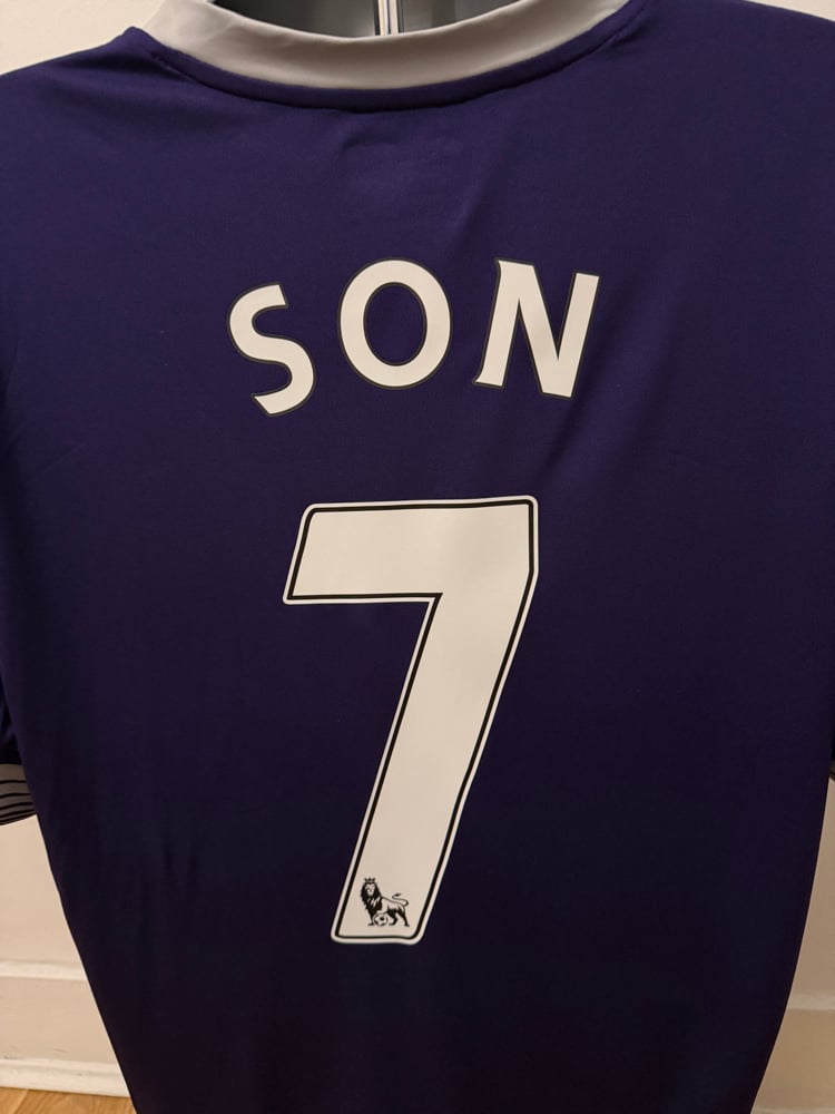 Image of PRE ORDER: Tottenham Hotspur “SON 7” 2015/16 Third Shirt + PL patches (XL)