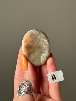 CRAZY LACE AGATE WORRY STONES