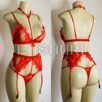 Image 1 of Choker One Piece