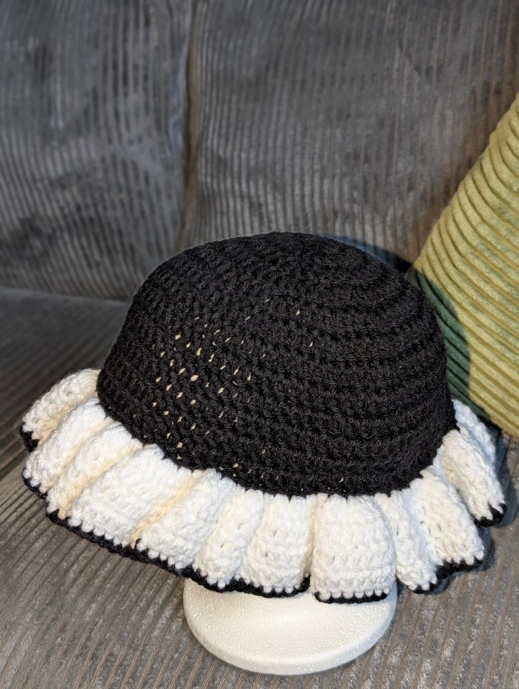 Image of Cookies Wavy Bucket Hat