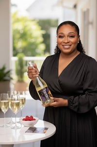 Image 2 of MAMÁ Luxe Sparkling Alcohol-Free Prosecco