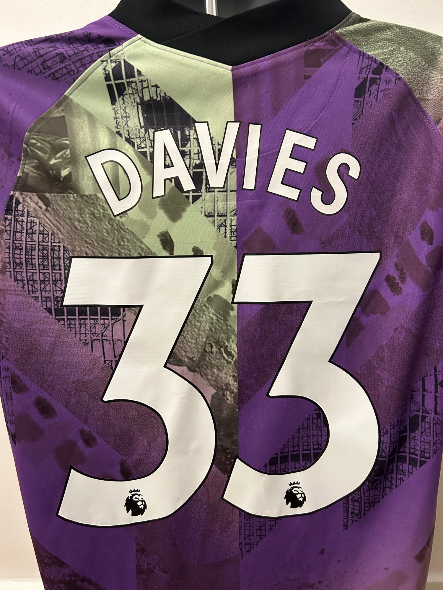 Image of Tottenham Hotspur “DAVIES 33” 2021/22 Third Shirt + PL patch (L)