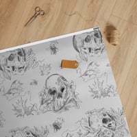 Image 2 of Connected Wrapping paper roll