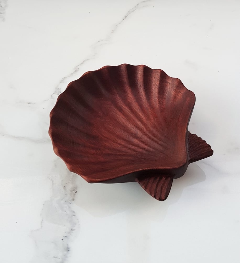Image of Scallop Bowl 