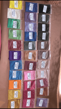 33 bags of mica powder