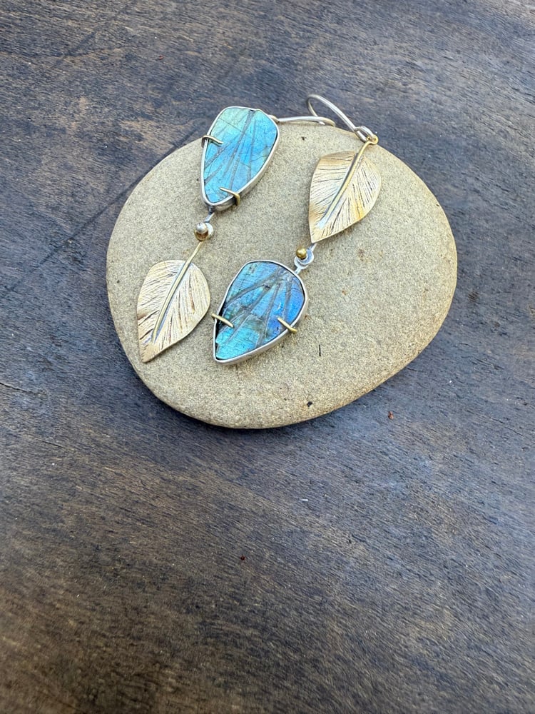 Image of Kinetic Leaf-Carved Labradorite Mixed Metal Asymmetrical Dangle Earrings