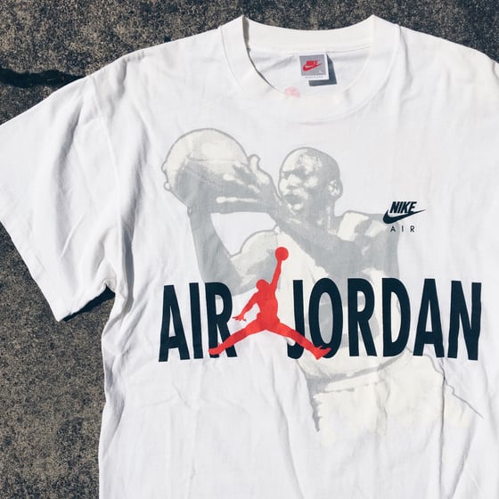 Image of Original 1992 Nike “Hare” Jordan Tee. 