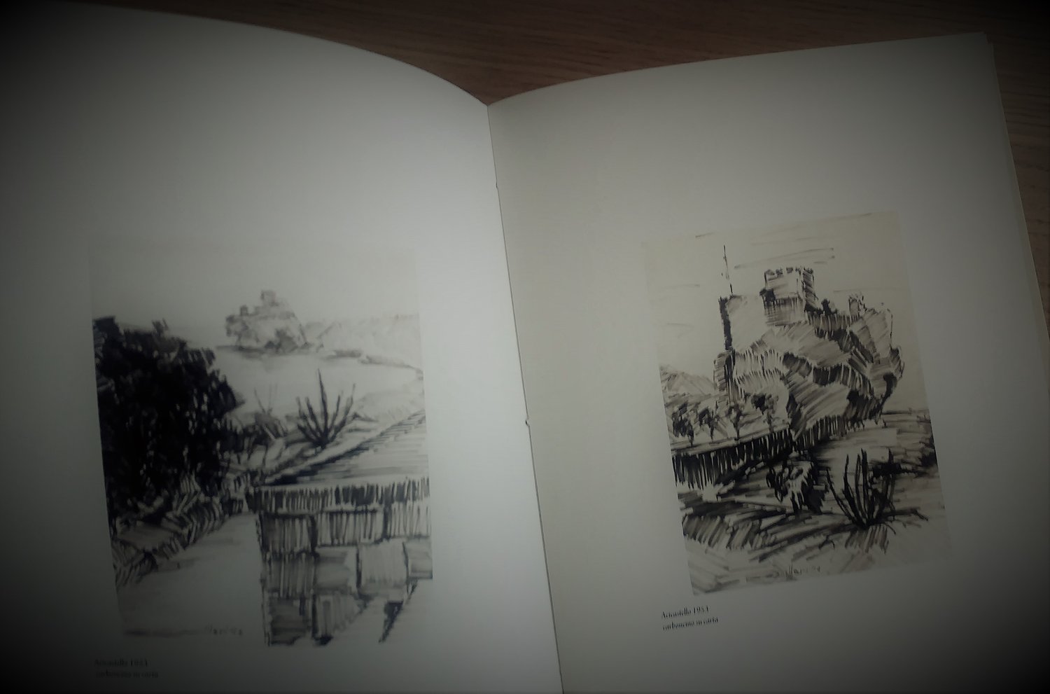 Image of "Sicilia. Disegni e acquarelli di Salvatore Camilleri Mazzaglia"