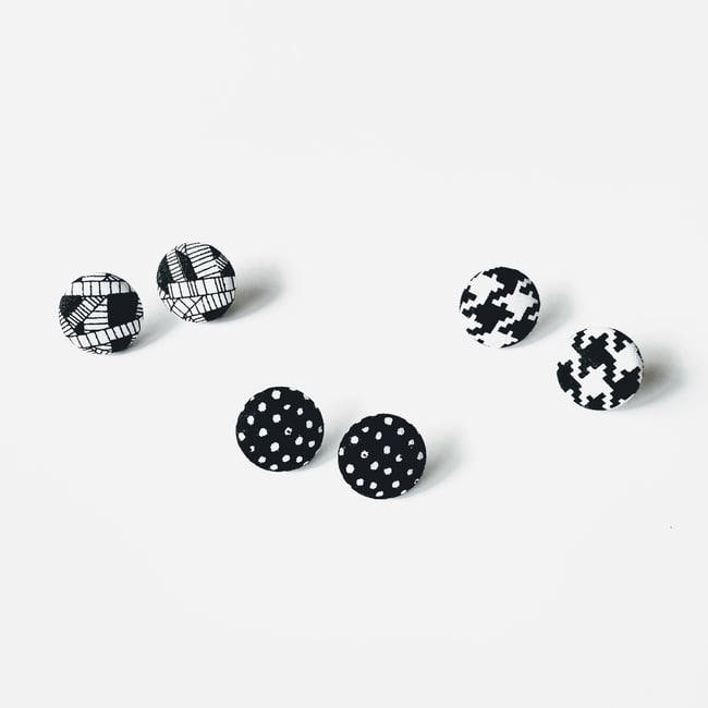 Monae Classic Studs