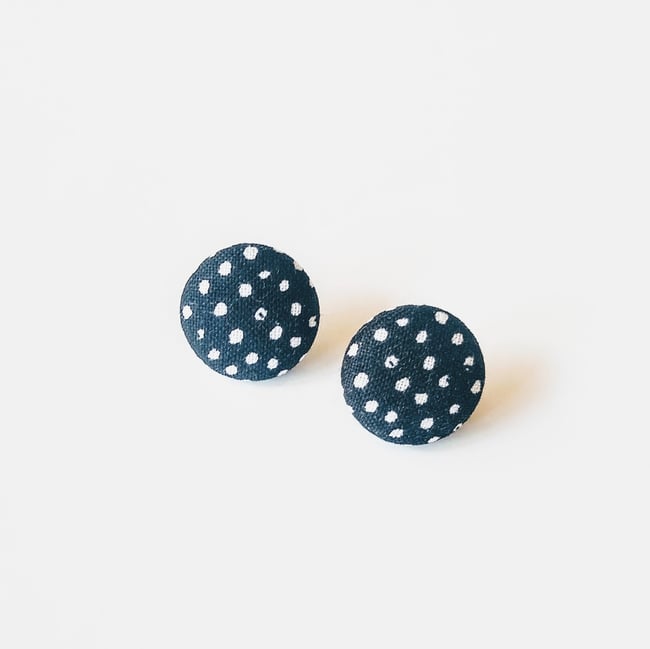 Monae Classic Studs