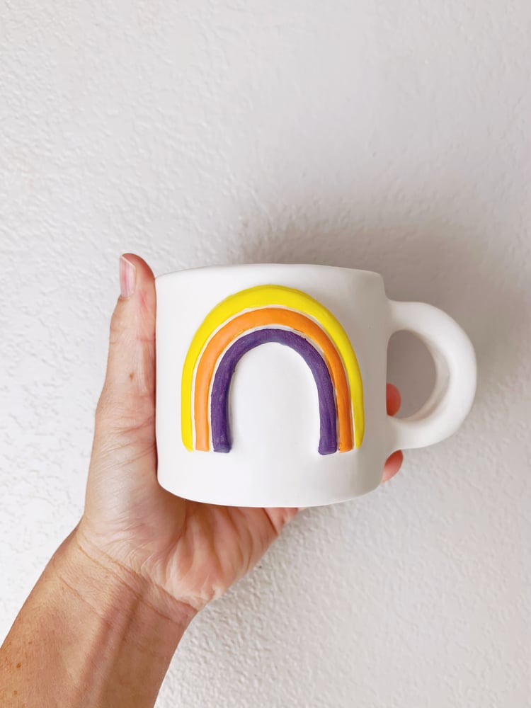 Image of Rainbow Mug 10oz Tangerine