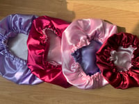 Children’s satin bonnet 