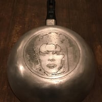 Image 2 of Bowie Etched Saucepan (Worldwide 1 of 1)