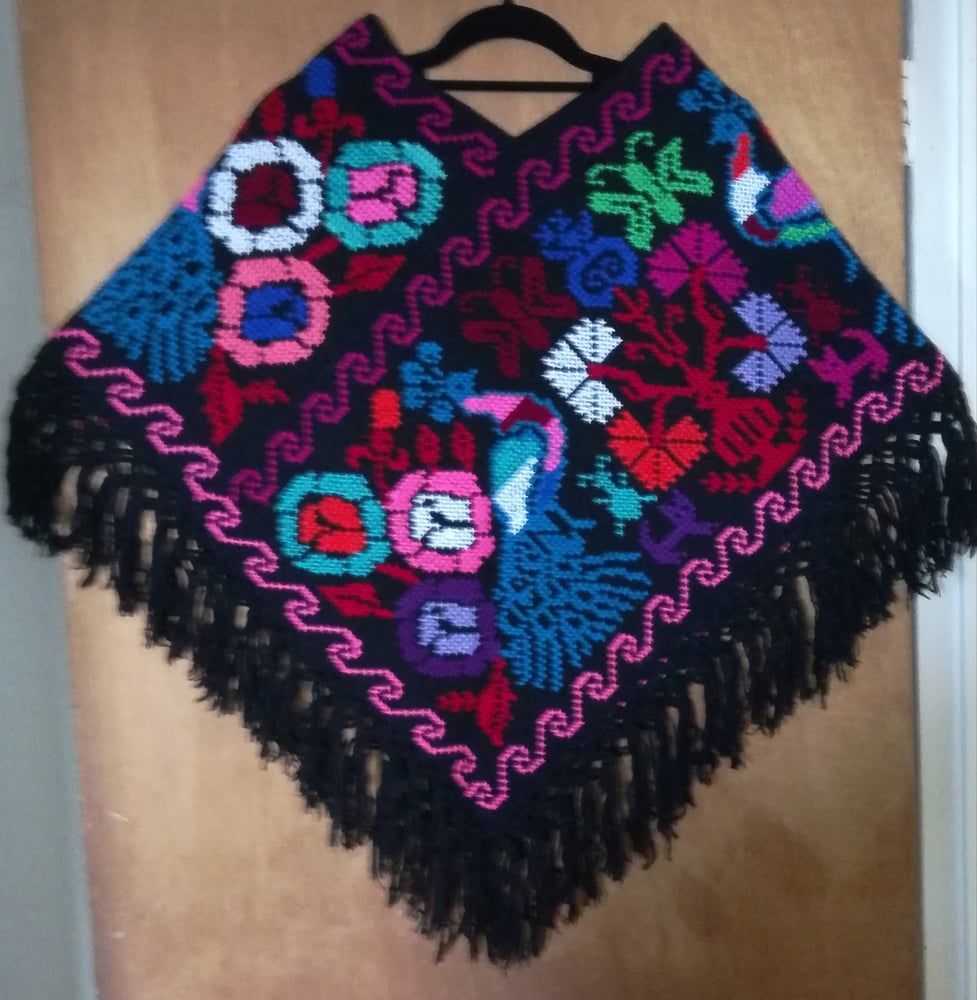 Image of Ponchos Punto Cruz 