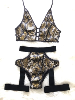 Image of COMMANDO GIRLS SET