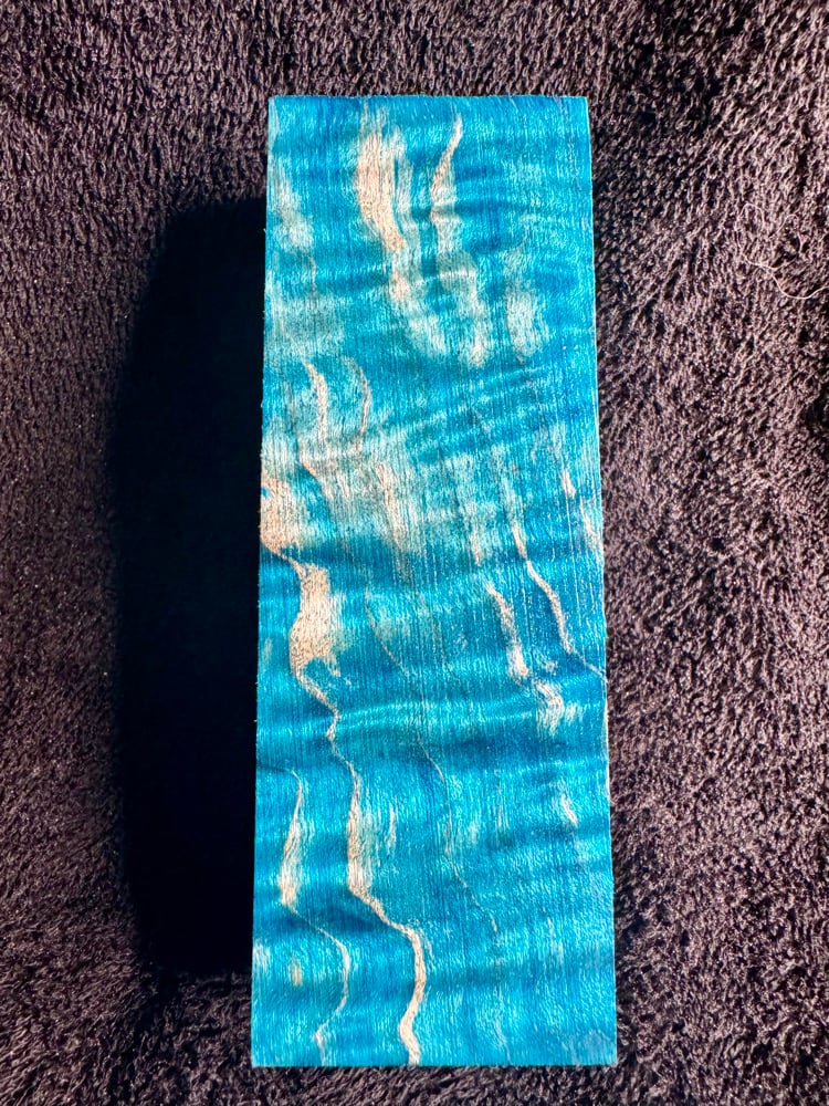 Image of Sky Blue Quilted Maple Knife Block