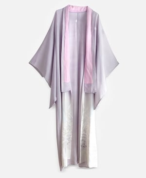 Image of Silke kimono i gråviolet med småblomster