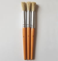 Multi Pack Stencil Brushes - size 2
