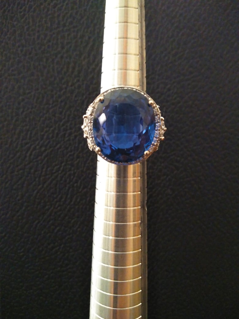 Image of LARGE SWISS BLUE TOPAZ SOLITAIRE IN STERLING SILVER