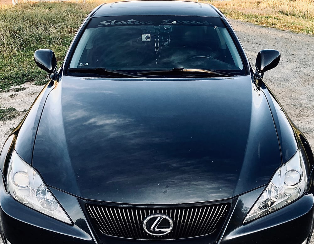 Status Lexus Car Banner 