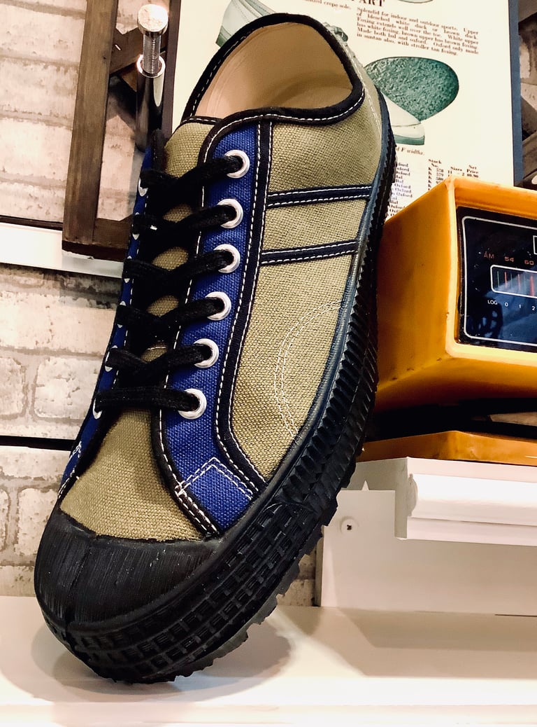 VEGANCRAFT vintage military style hiker sneaker shoes made in Slovakia Image 5