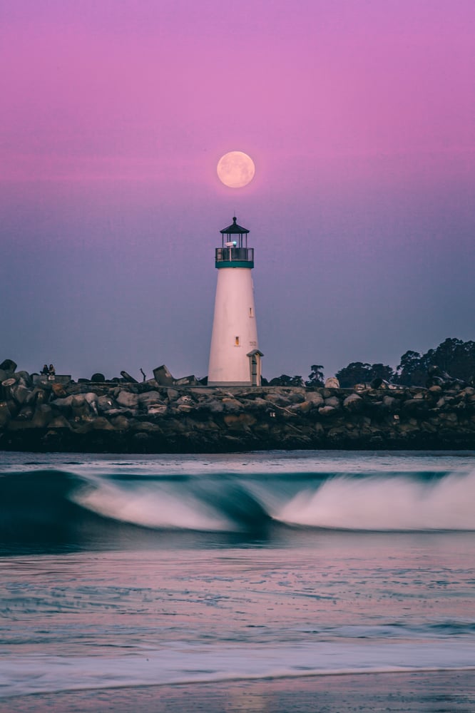 Image of Moonset at The Walton