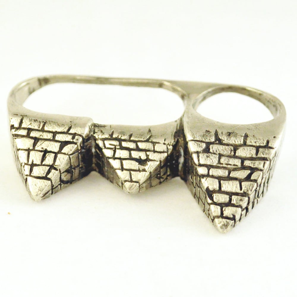 Image of 3 Finger Pyramid Ring white brass
