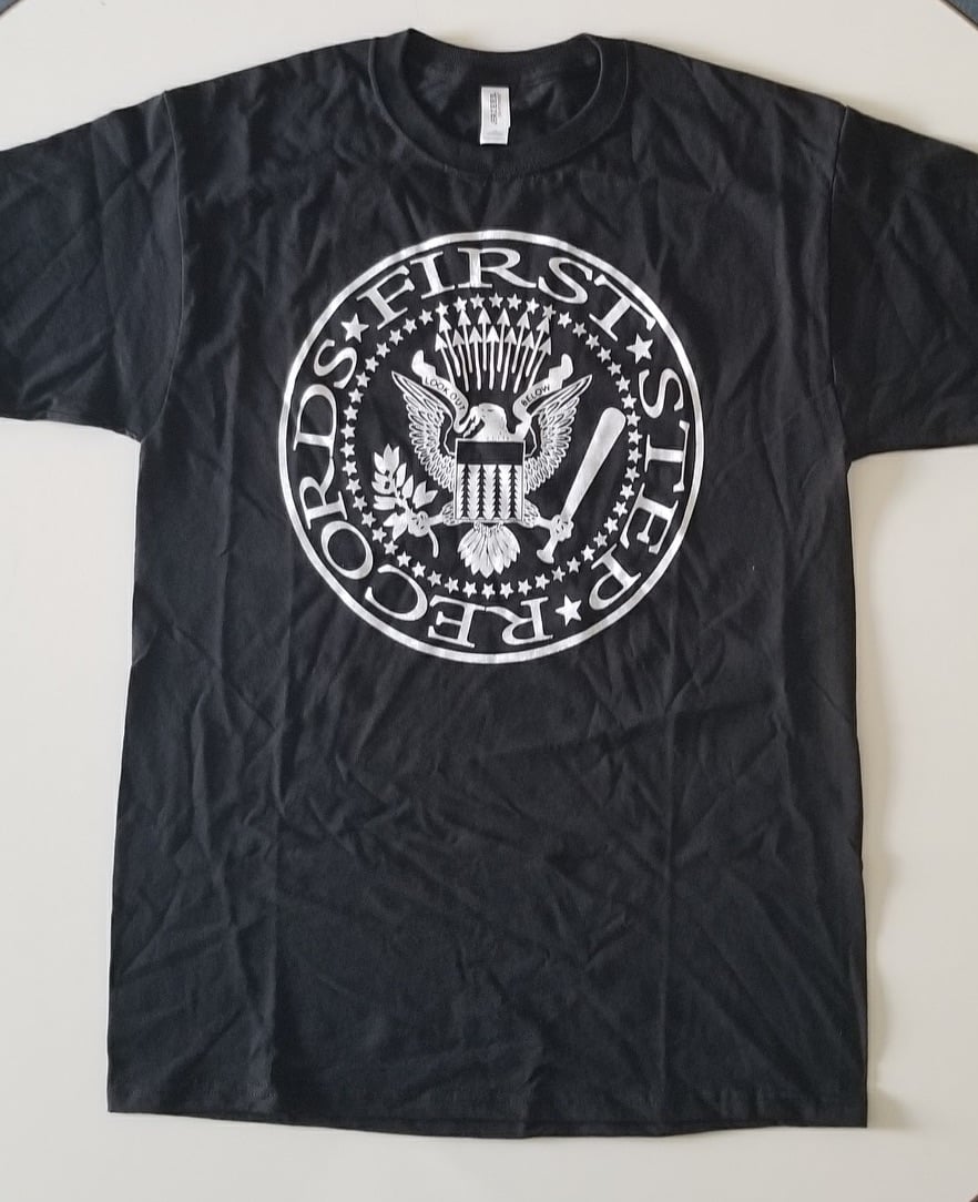 Ramones tee best sale